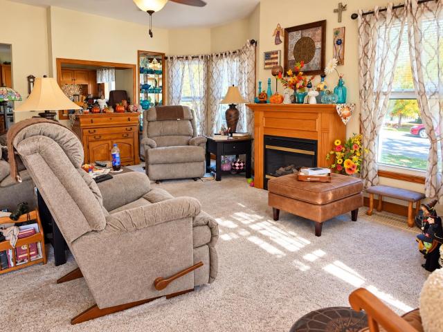 House for sale in Oshkosh, Winnebago County