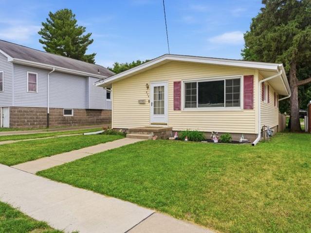 House for sale in Muscatine, Iowa