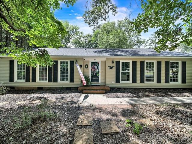House for sale in Mecklenburg, North Carolina