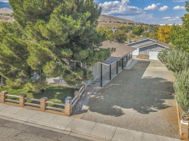 House for sale in Carson City