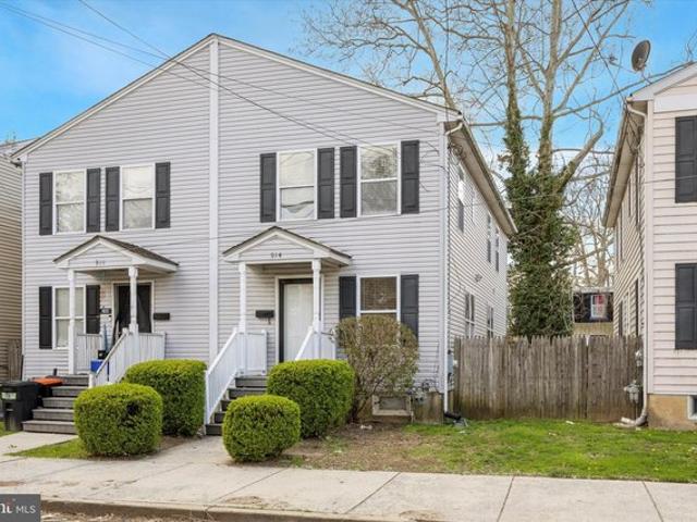 Townhouse for sale in Delco, Pennsylvania