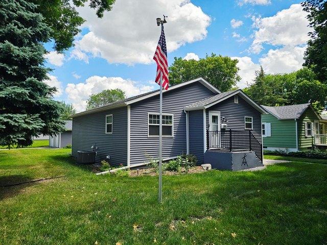 House for sale in Montevideo, Minnesota