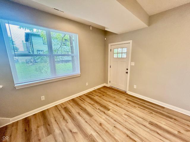 Condo for sale in Near Eastside, Camby