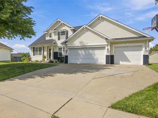 House for sale in Otter Ridge, Ankeny