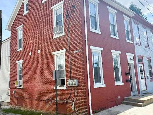 Townhouse for sale in Lebanon, Pennsylvania