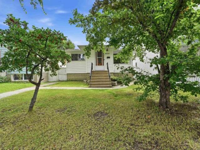 House for sale in Wedgewood, Alberta