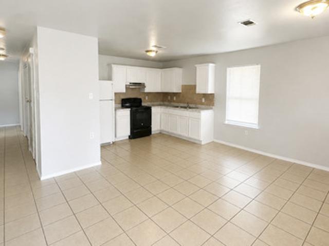 Property for rent in Leesville, Texas