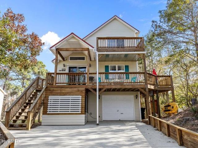 House for sale in Emerald Isle, North Carolina