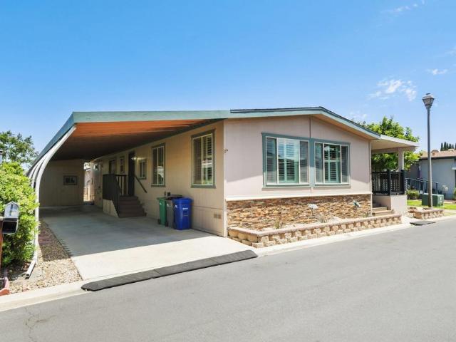 House for sale in Santee, California