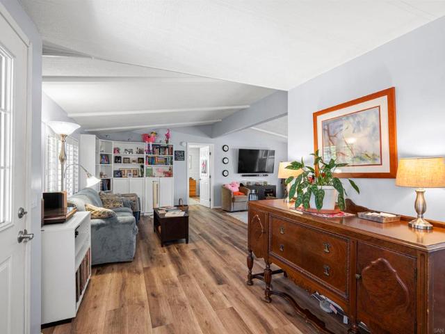 House for sale in New Frontier Mobile Home Park, Santee