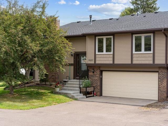 Townhouse for sale in Woodbury, Minnesota