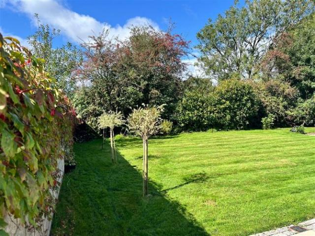 Detached House for sale in Carrigaline, South Tipperary