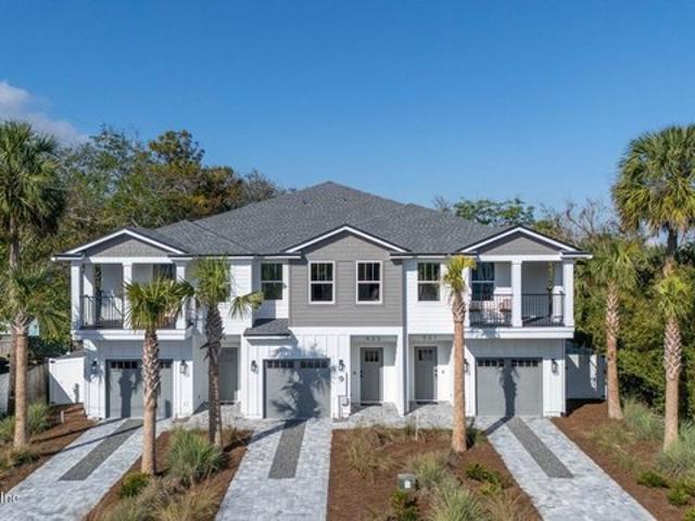 Townhouse for sale in Jacksonville Beach, Florida