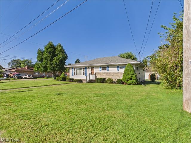 House for sale in Rockland, Belpre
