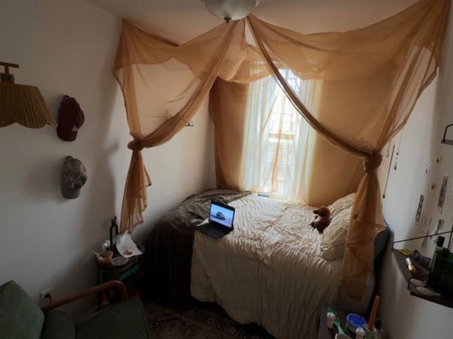 Room for rent in Arverne, New York