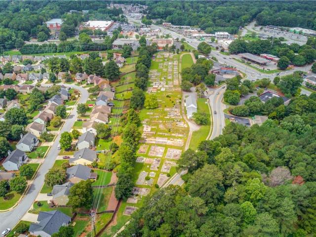 Commercial for sale in Snellville, Georgia