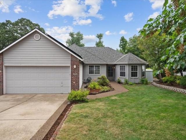 House for sale in Oregonia