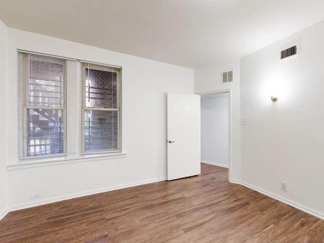 Apartment for rent in Chicago Park, Illinois