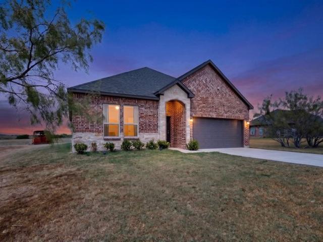 House for sale in Navarro, Texas