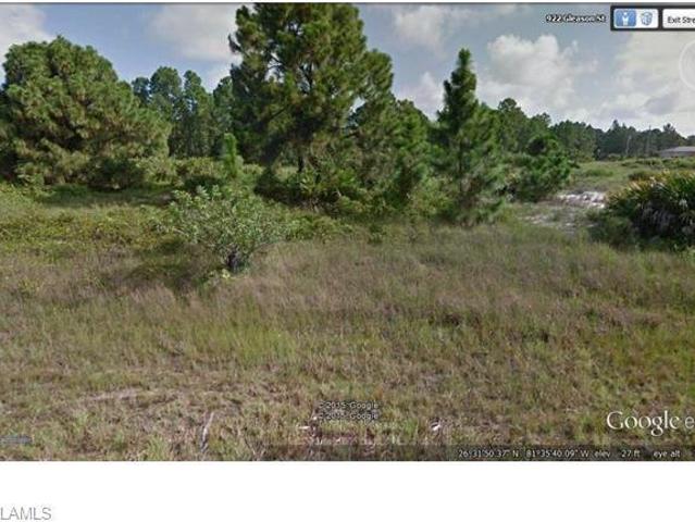 Land for sale in Lehigh Acres, Florida