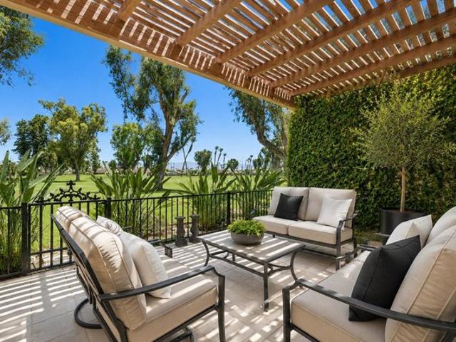 Condo for sale in Rancho Mirage, California