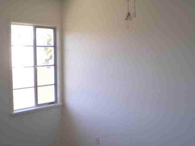 Apartment for rent in Canoga Park, California