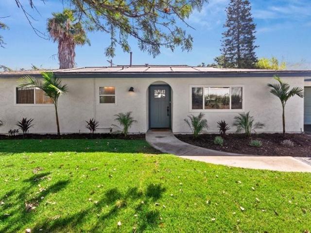 House for sale in Vista, California