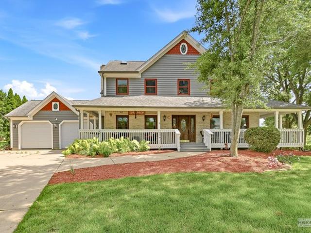 House for sale in Sugar Grove, Illinois