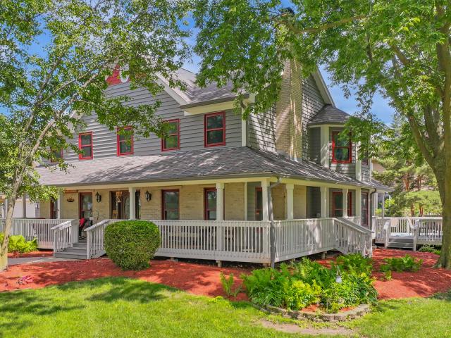 House for sale in Sugar Grove, Illinois