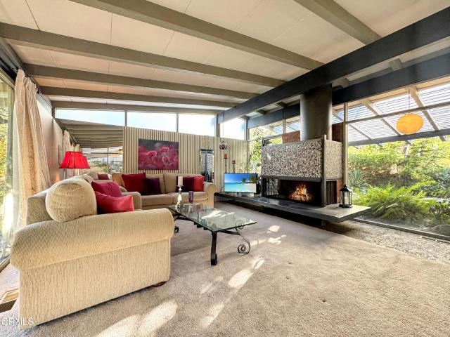 House for sale in La Cañada Flintridge, Los Angeles County