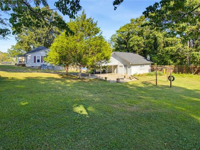 House for sale in Leaksville, Eden