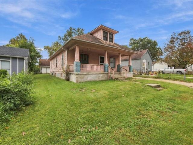 House for sale in Fort Leavenworth, Leavenworth