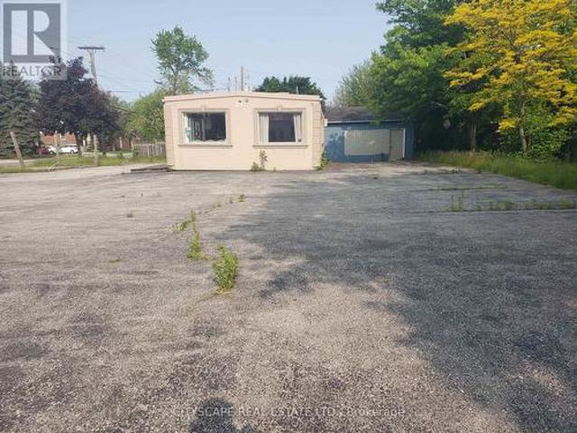 Commercial for sale in Hamilton