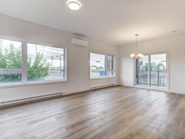 Apartment for rent in Les Moulins, Quebec