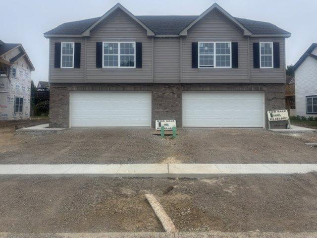 Townhouse for sale in Joliet, Illinois