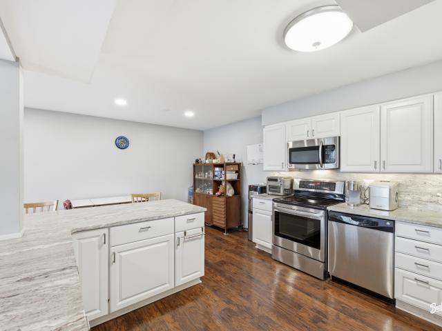 Condo for sale in Northbrook, Illinois