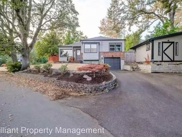 House for rent in Salem
