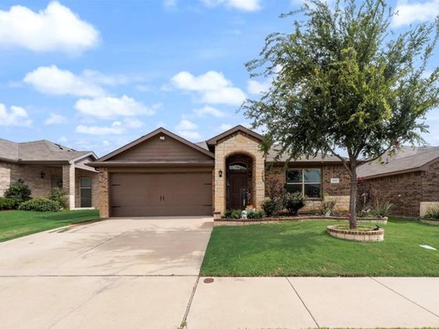 House for sale in Crowley, Texas