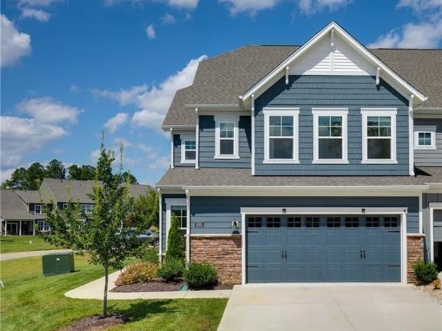Townhouse for sale in Virginia