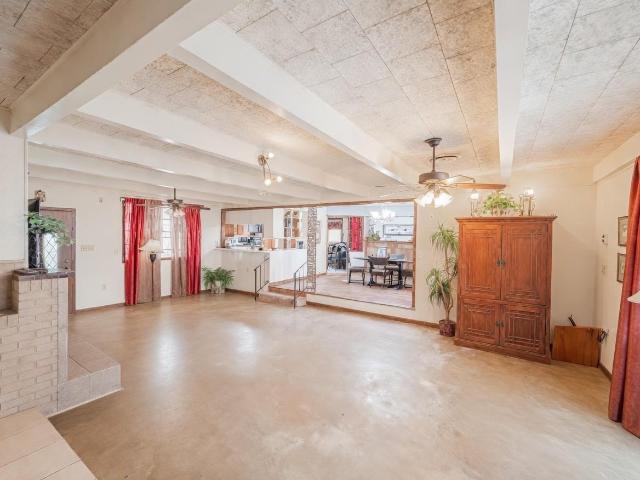 House for sale in Lexington, Texas
