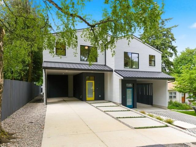 Townhouse for sale in Oregonia