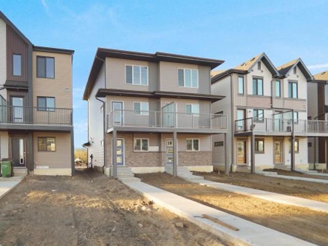 House for sale in Wedgewood, Alberta