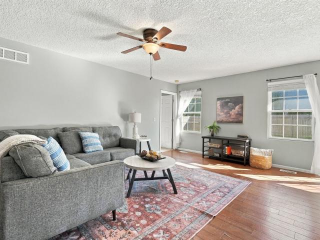 House for sale in Andalusia, Rock Island County