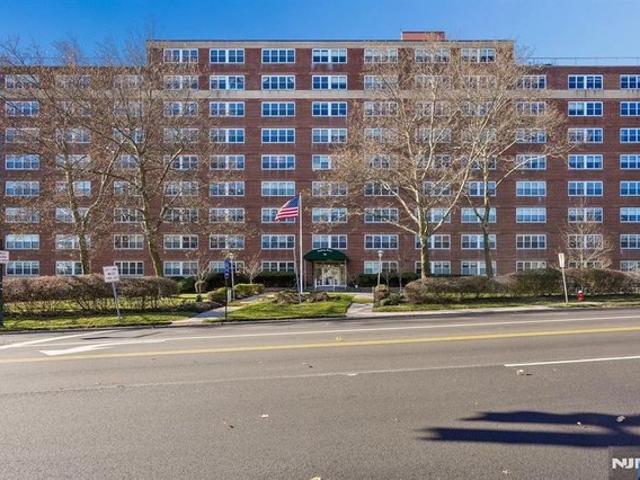 Condo for sale in Glen Ridge, New Jersey