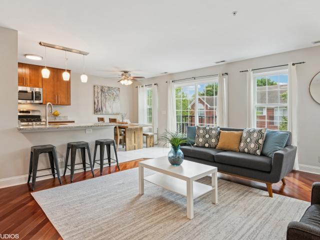 Townhouse for sale in Northbrook