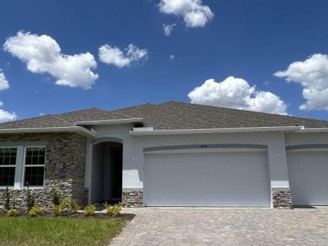 House for sale in Lady Lake, Florida