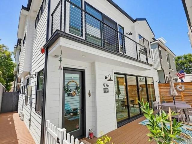 Condo for sale in Coronado, California