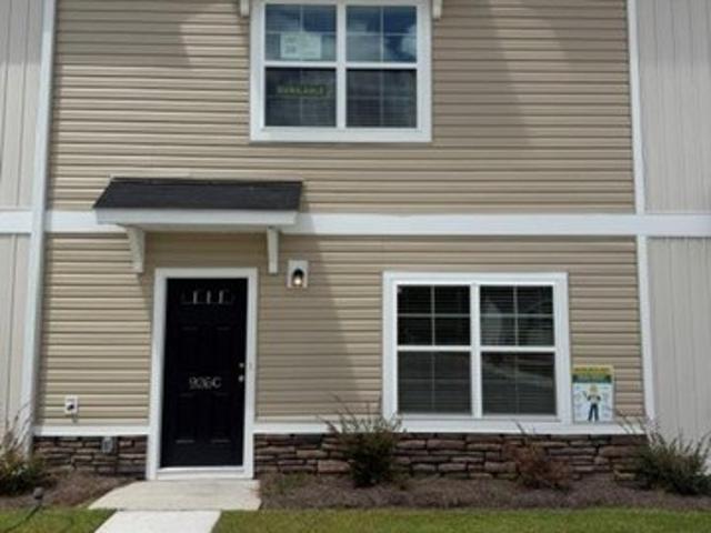 Townhouse for sale in Camden, South Carolina