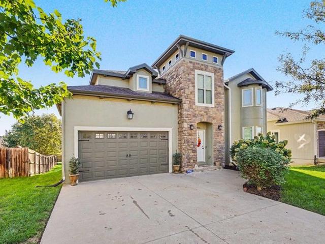 House for sale in Lawrence, Douglas County