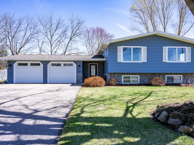 House for sale in Juneau, Wisconsin